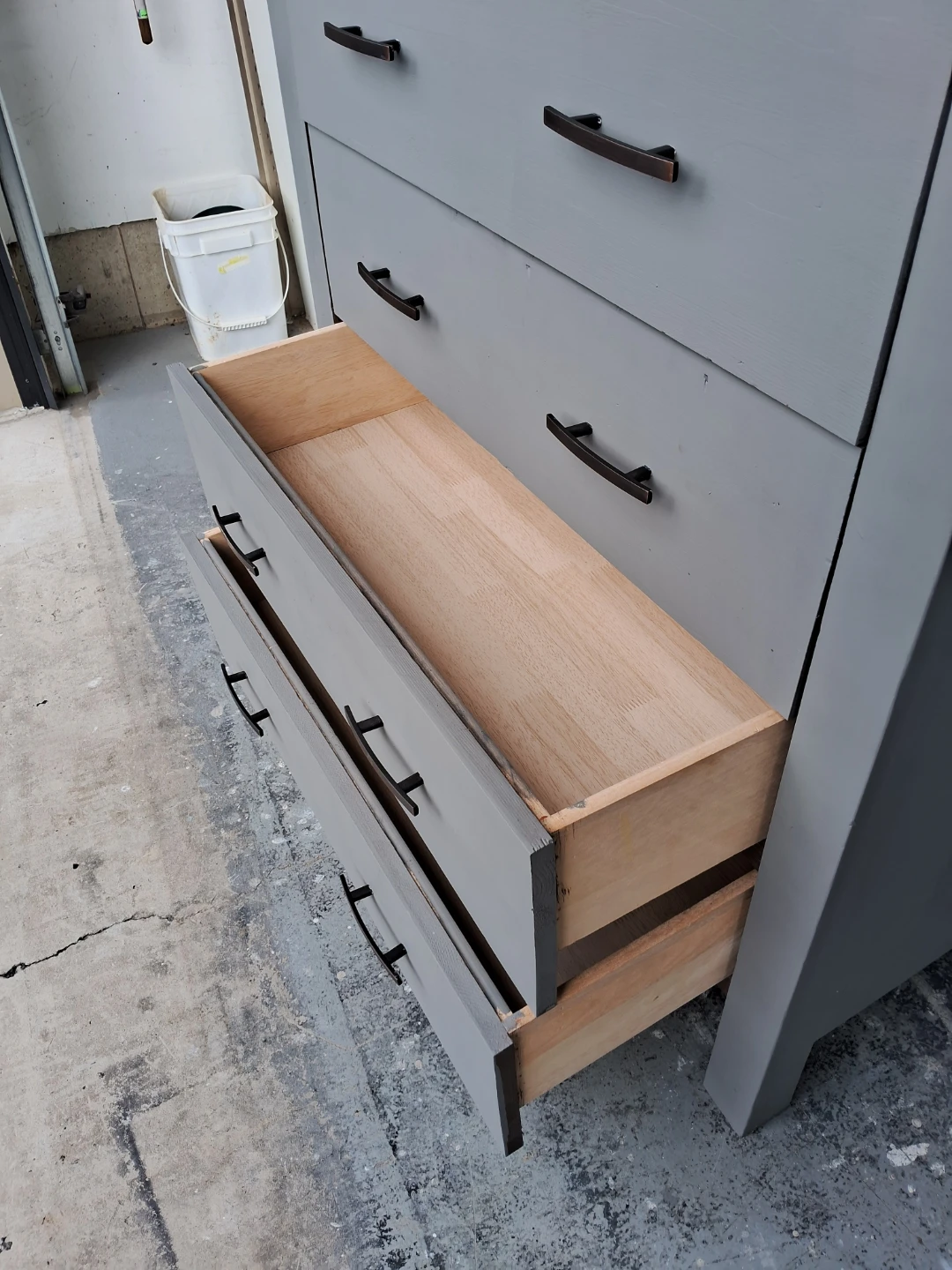 Grey 6-Drawer Dresser - photo 4
