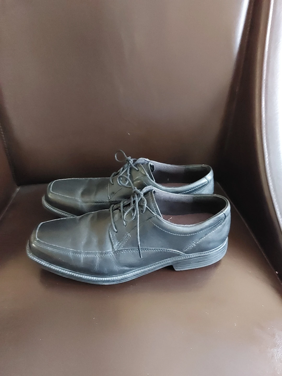 Bostonian Flexlite Black Leather Dress Shoes size 11 - photo 2