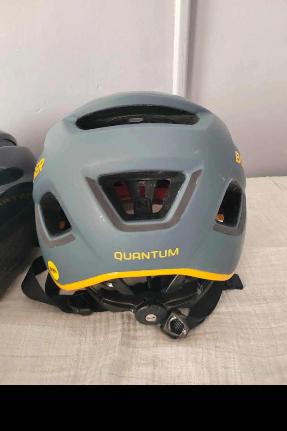 Bontrager Quantum MIPS Bike Helmet - photo 3