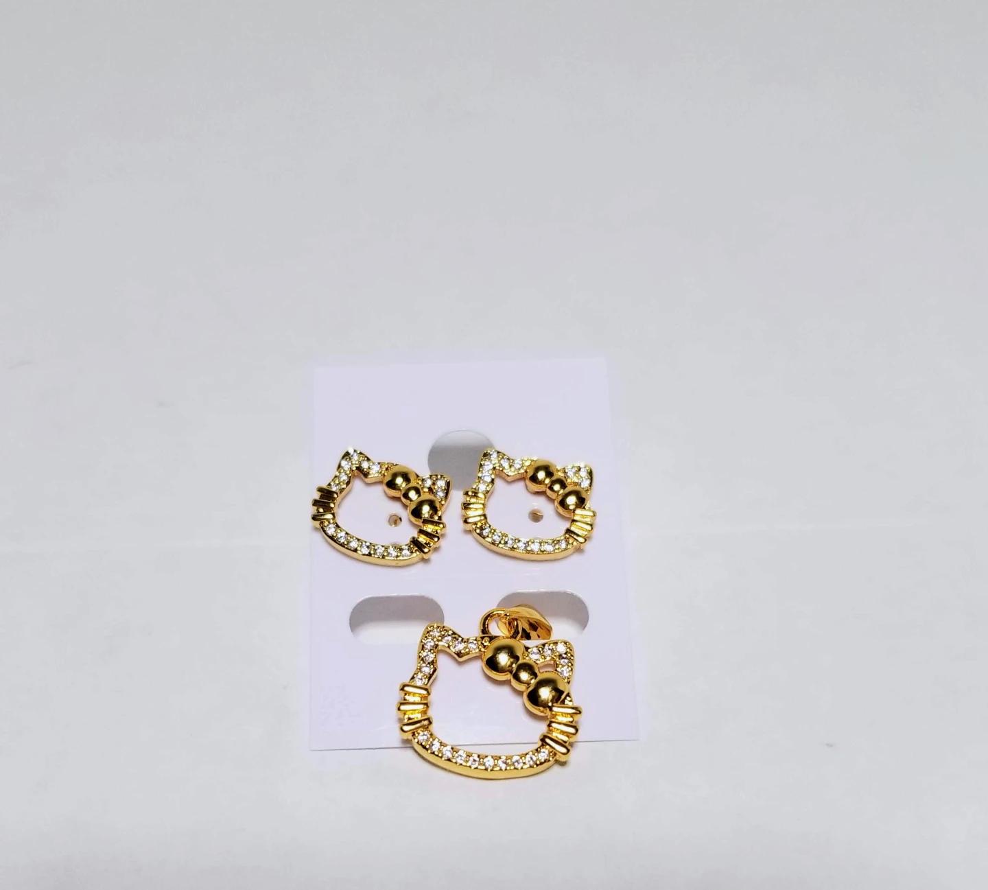 Hello Kitty Earring and Pendant Set - photo 2
