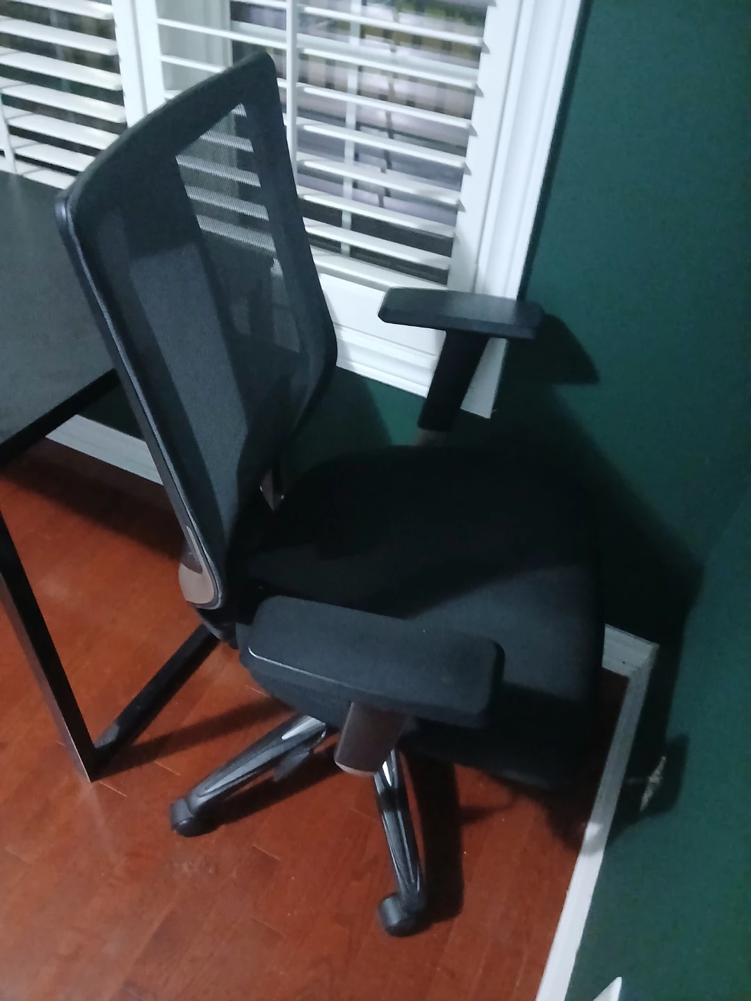 Black Mesh Office Chair