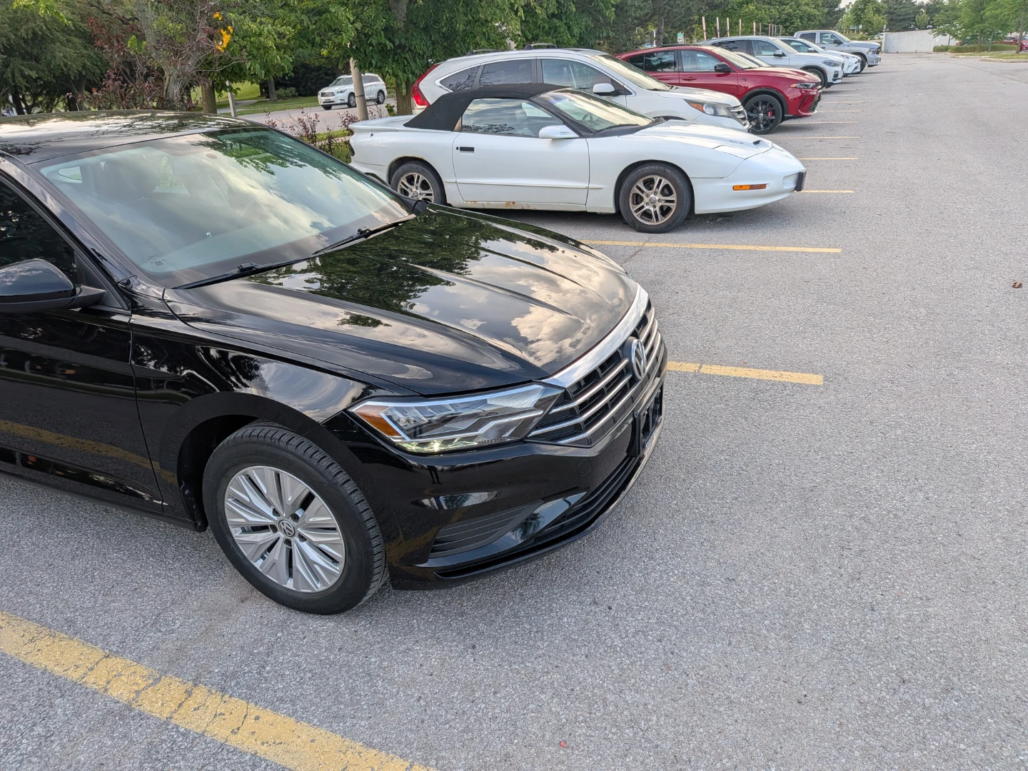 Black Volkswagen Jetta Sedan - photo 2