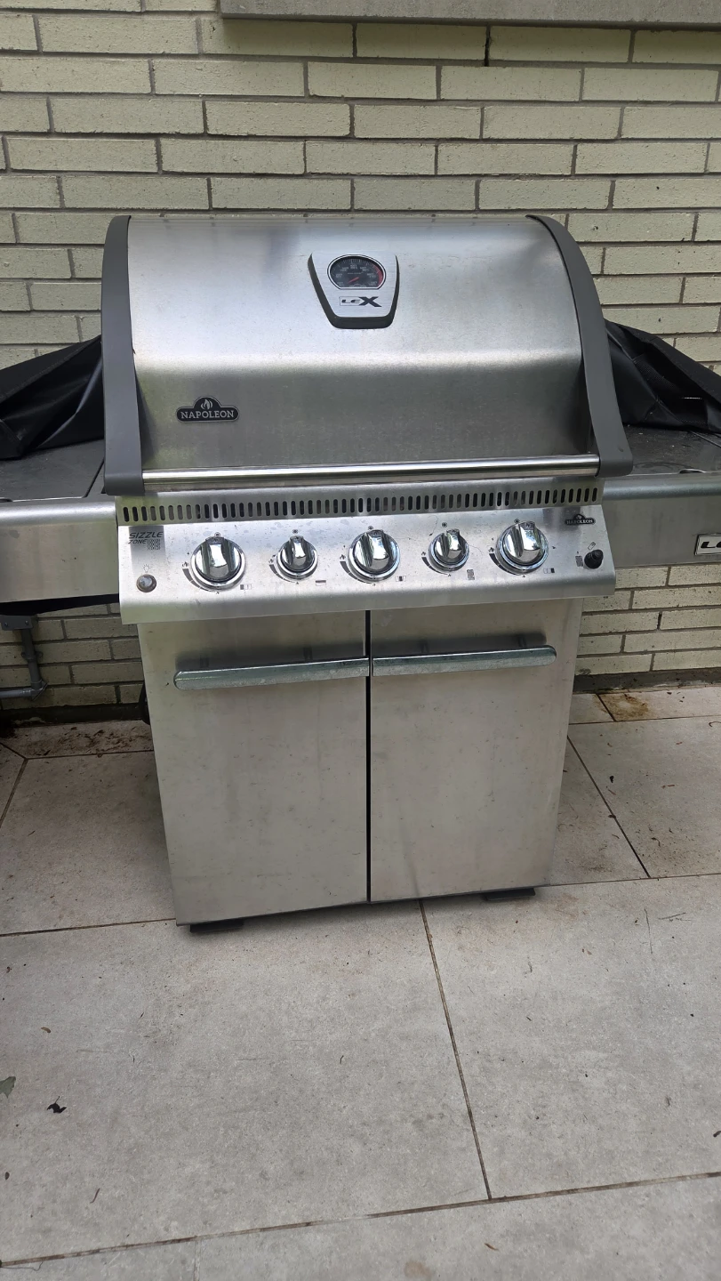 Napoleon LEX485 Natural Gas Grill - photo 3