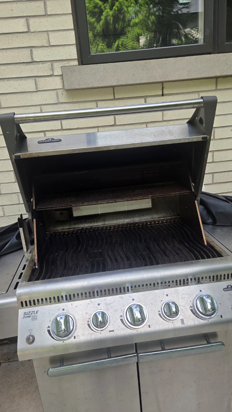 Napoleon LEX485 Natural Gas Grill - photo 4