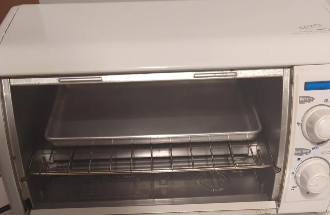 White Toaster -Oven