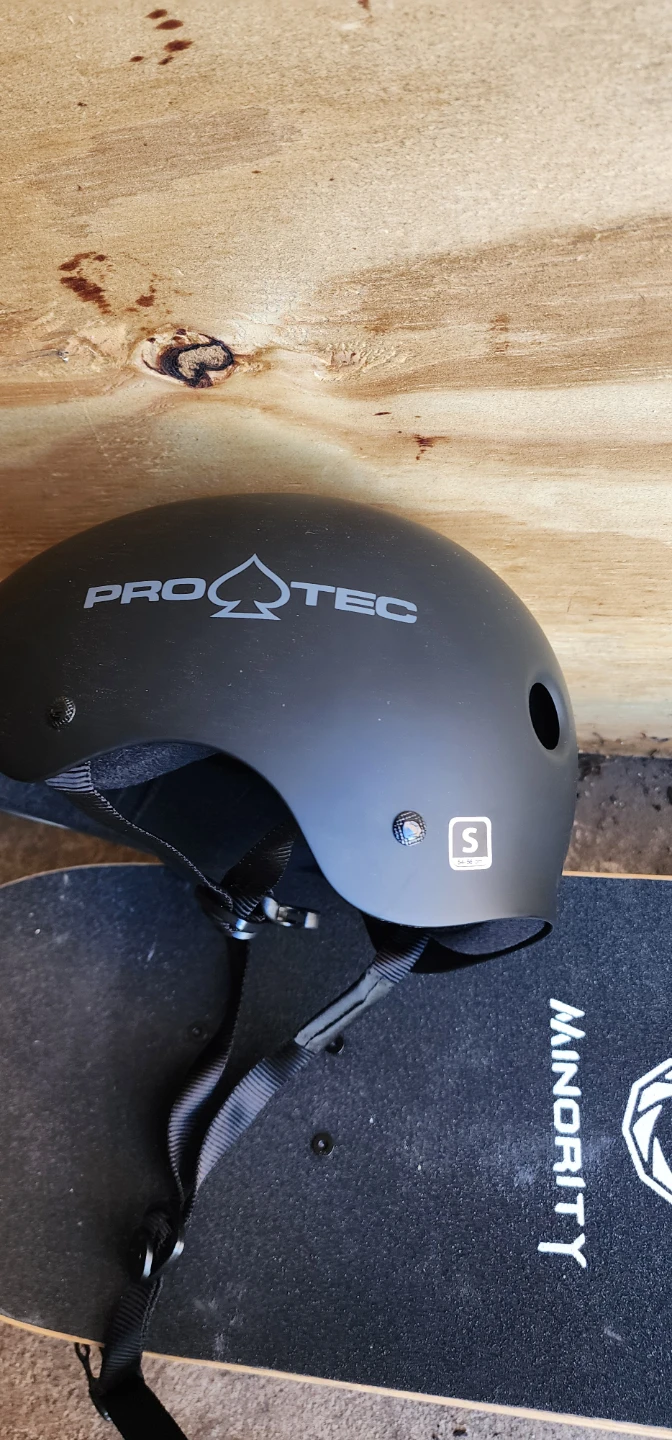 Skate board with Protective Gear Set & Skateboard - photo 3