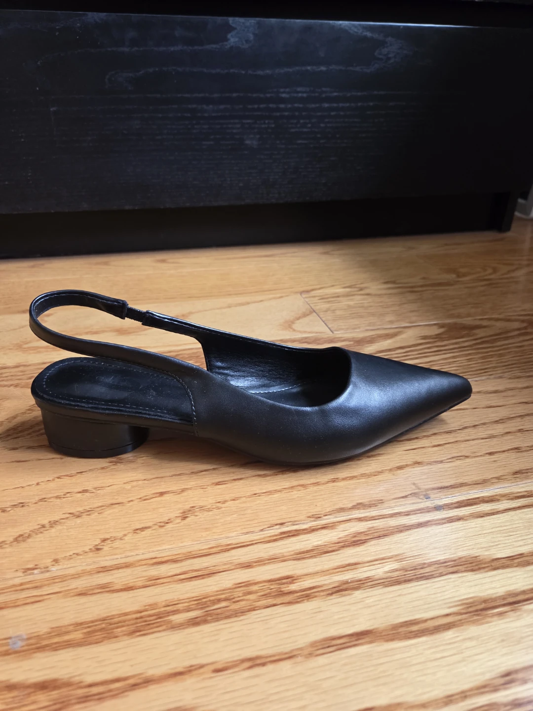 NEW Black Slingback Heels, size 9 - photo 2