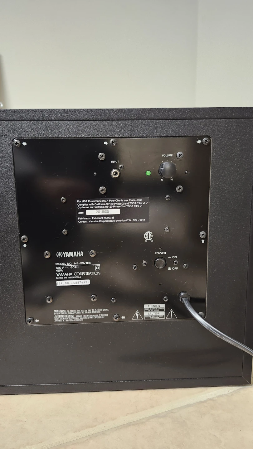 Yamaha 5.1 surround speaker set