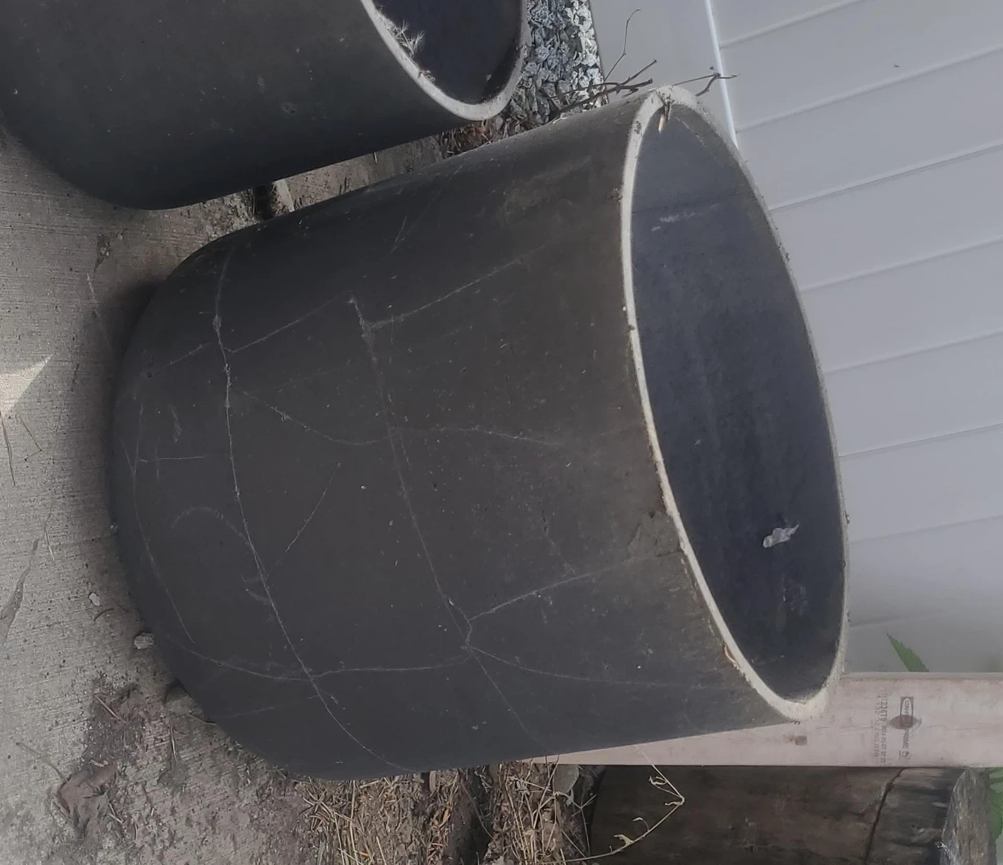 Large Concrete Planter Pot - photo 2