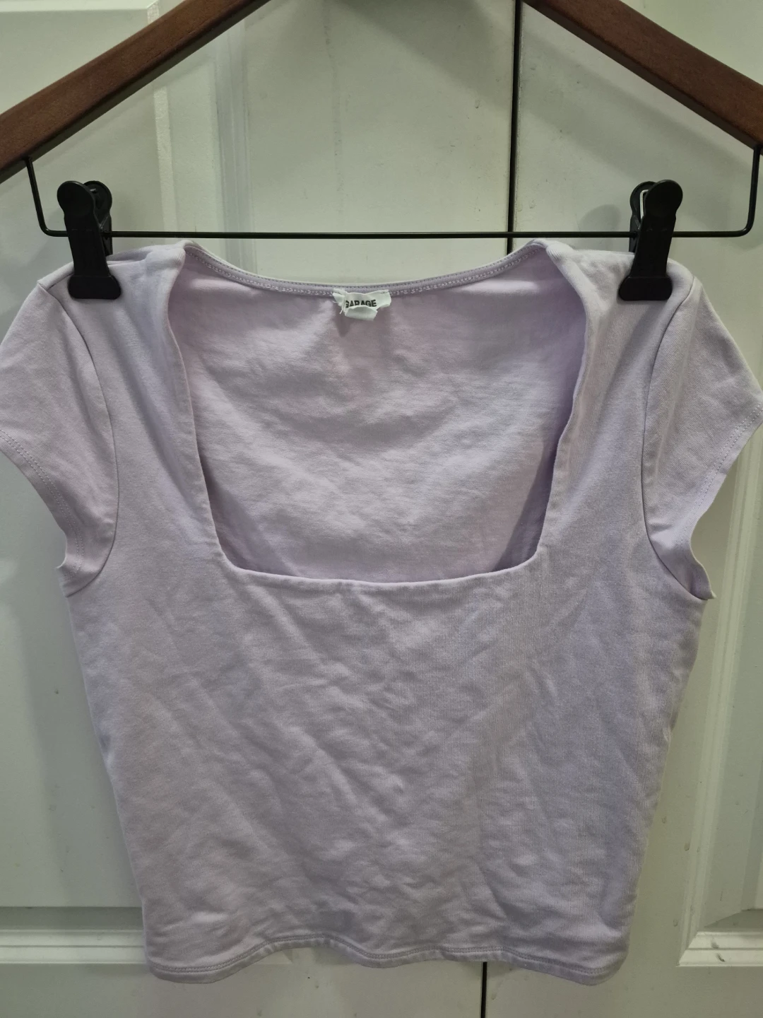 Garage Knit Sweater and 2 Basic Top Size Medium - photo 2