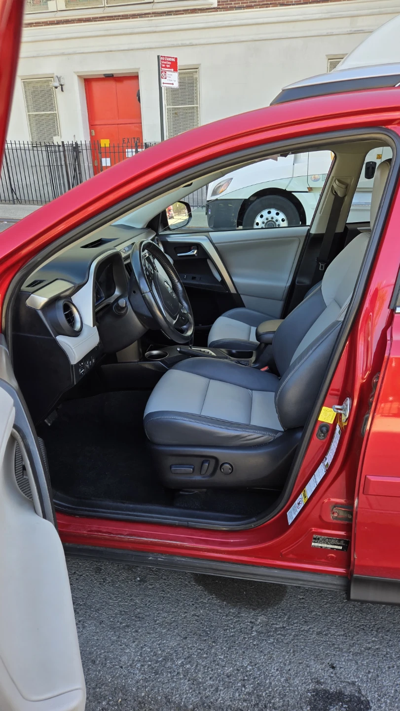 2013 Red Toyota RAV4 Limited AWD - photo 5