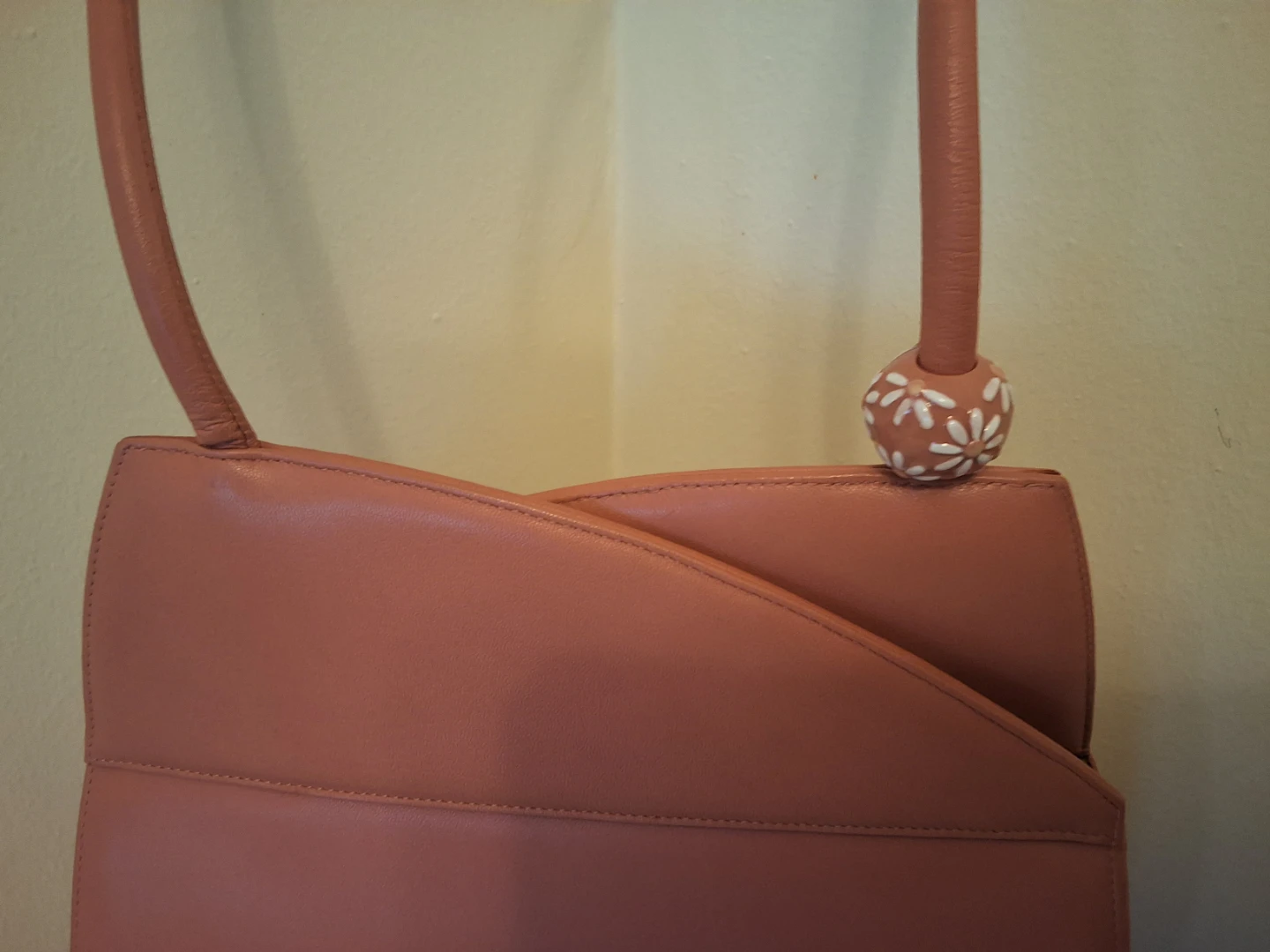 Leather shoulder bag - photo 2