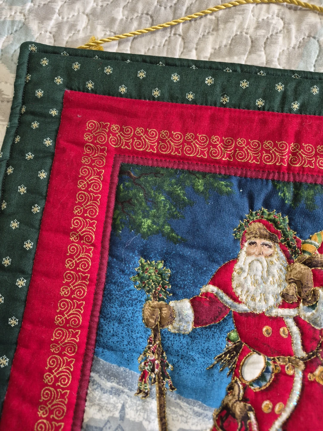 Holiday Christmas Quilted Santa Wall Hanging Decor - photo 4