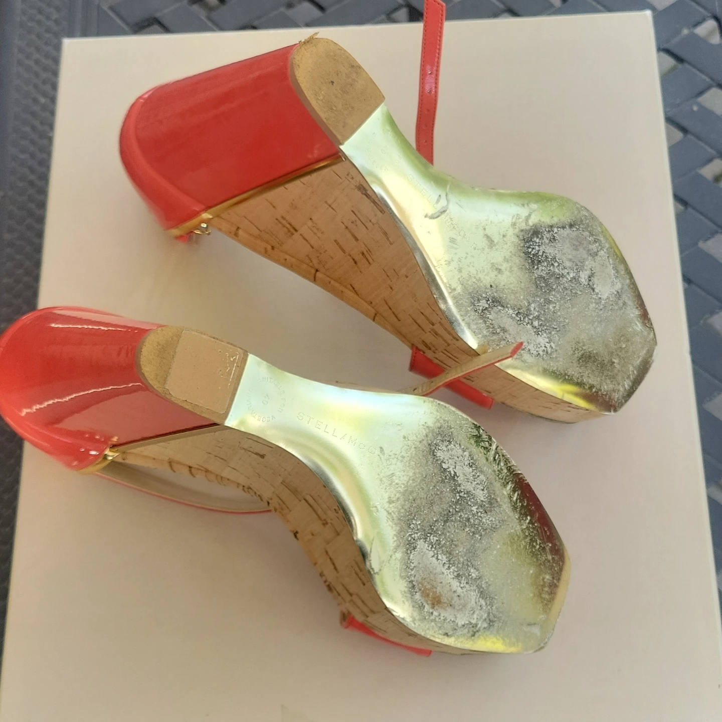 Stella McCartney Coral & Gold Cork Wedge Sandals - photo 5