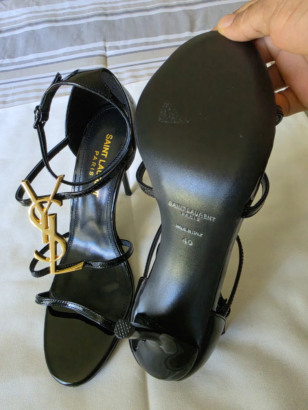 Saint Laurent Paris Black Patent YSL Heels Size 40 - photo 2
