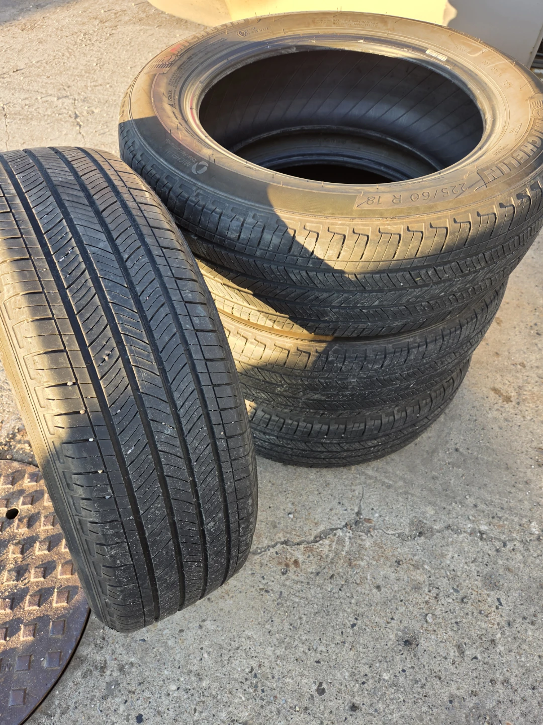 Michelin Primacy A/S Tires (4) 225/60R18