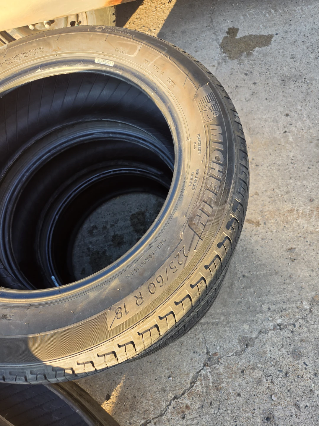 Michelin Primacy A/S Tires (4) 225/60R18 - photo 2