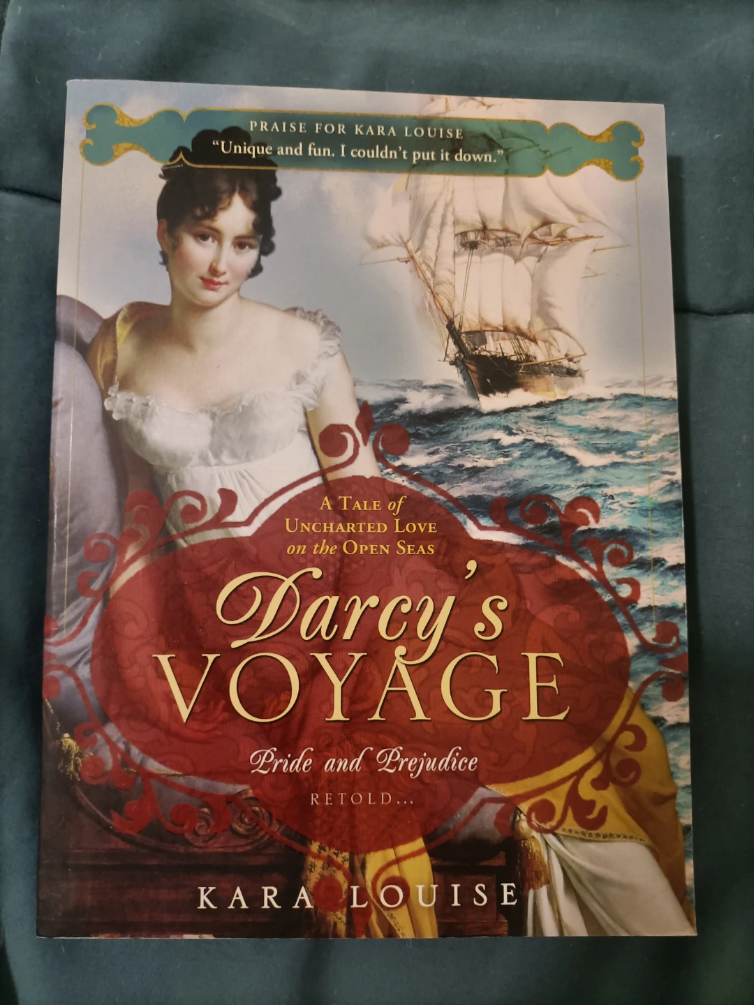 A Tale of Uncharted Love on the Open Seas: Darcy's Voyage⚽