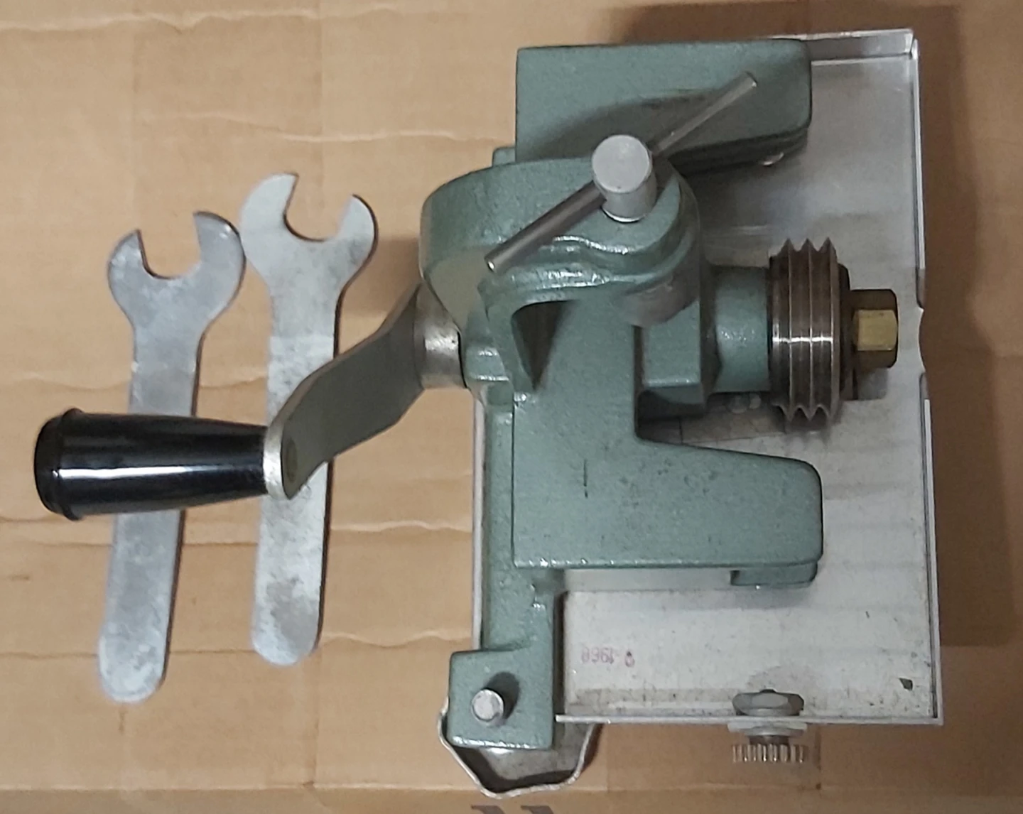 Fraser Fabric Cutter.  Model 500-1