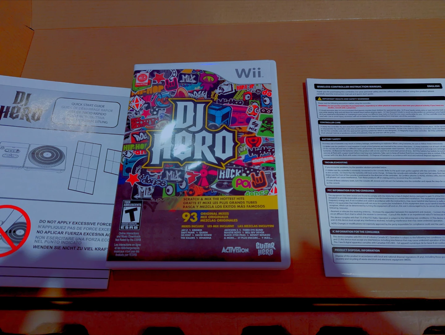 Original Wii DJ Hero 2009 original Full Bundle - photo 3
