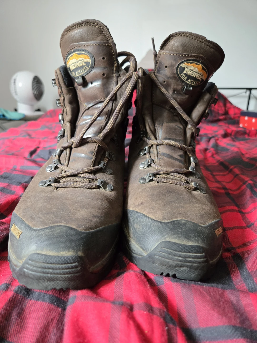 Meindl Kansas GTX Hiking Boots - photo 2