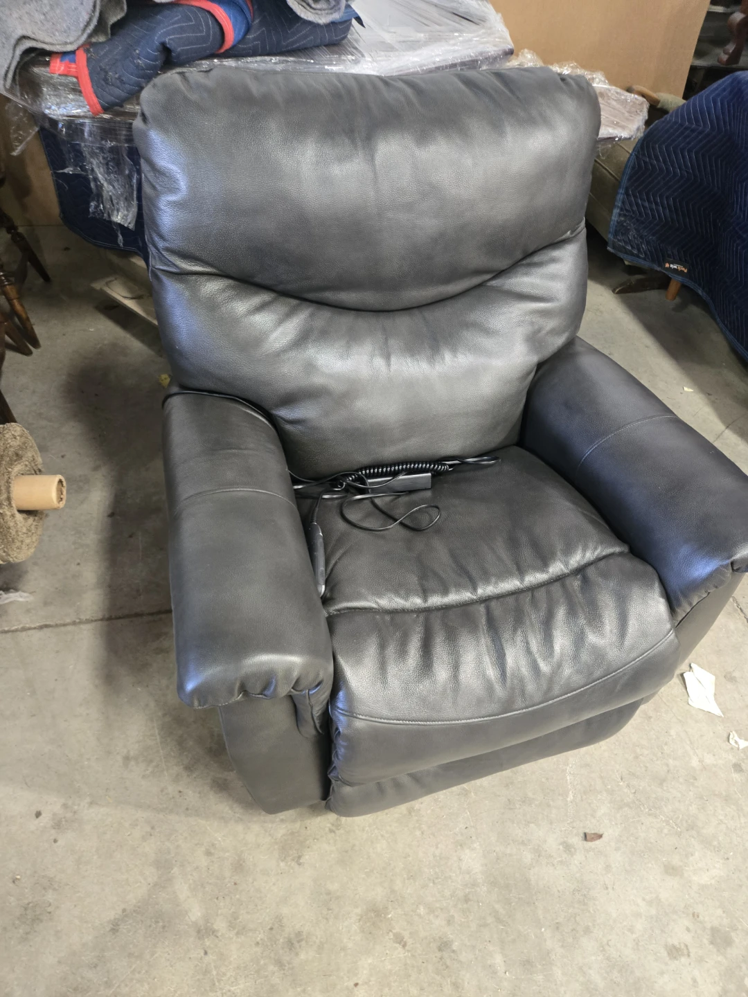 La-Z-Boy Power Recliner GREAT CONDITION