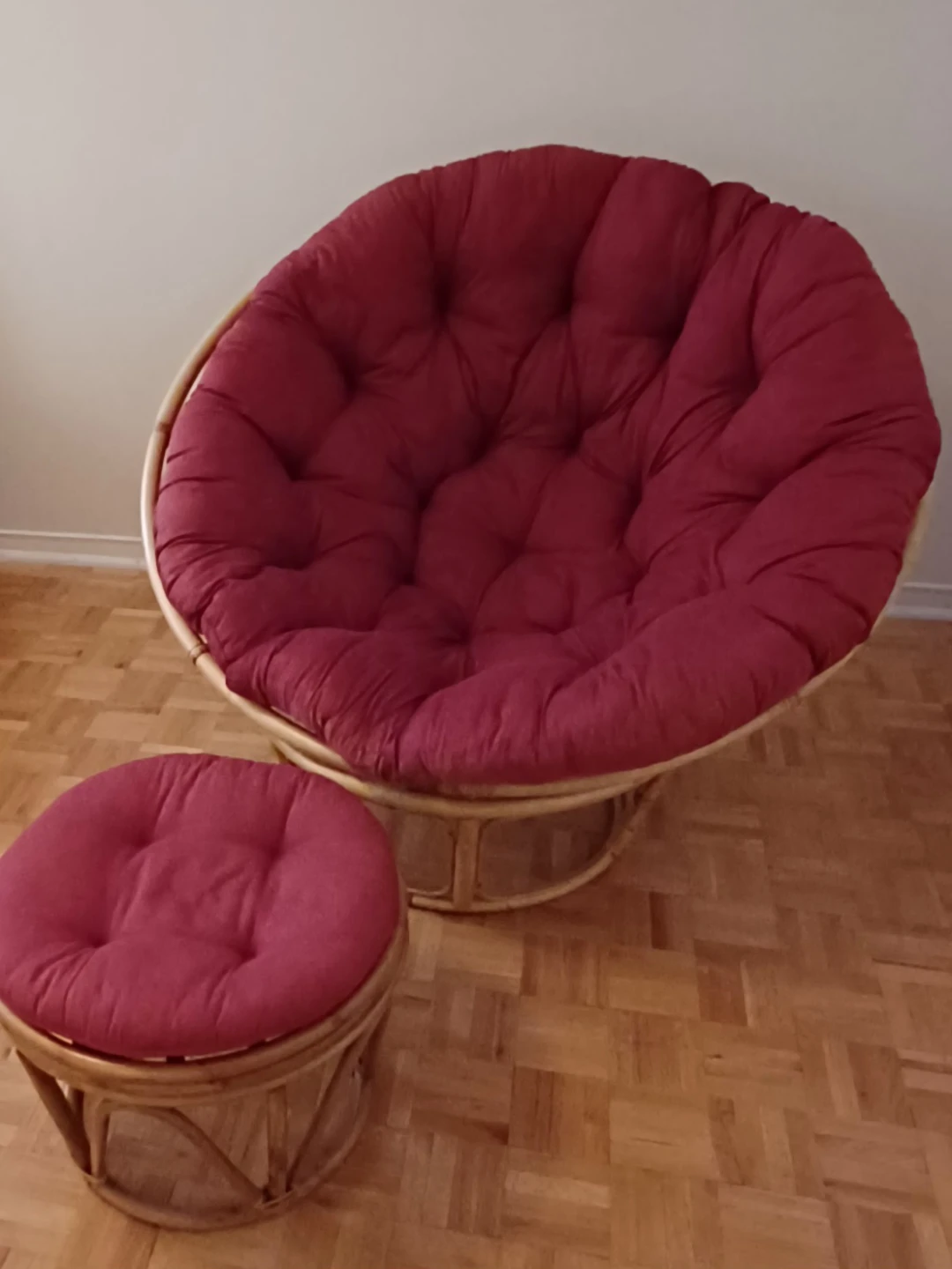 Papasan chair & footrest