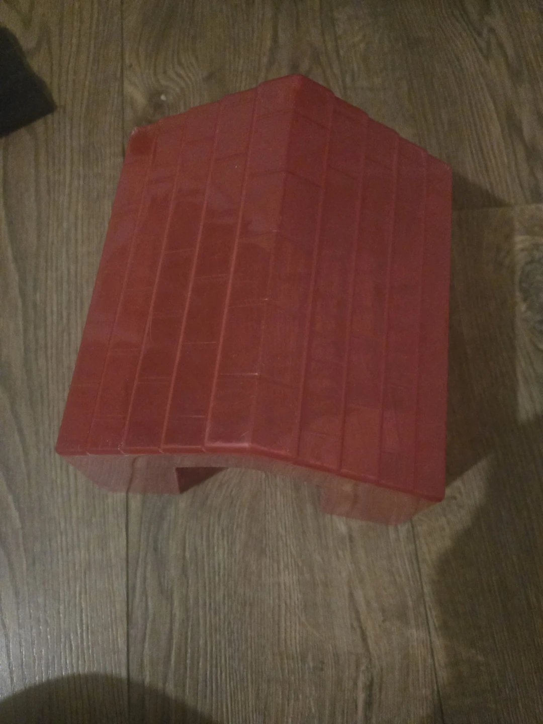Red Plastic Pet House/Hideaway - photo 2