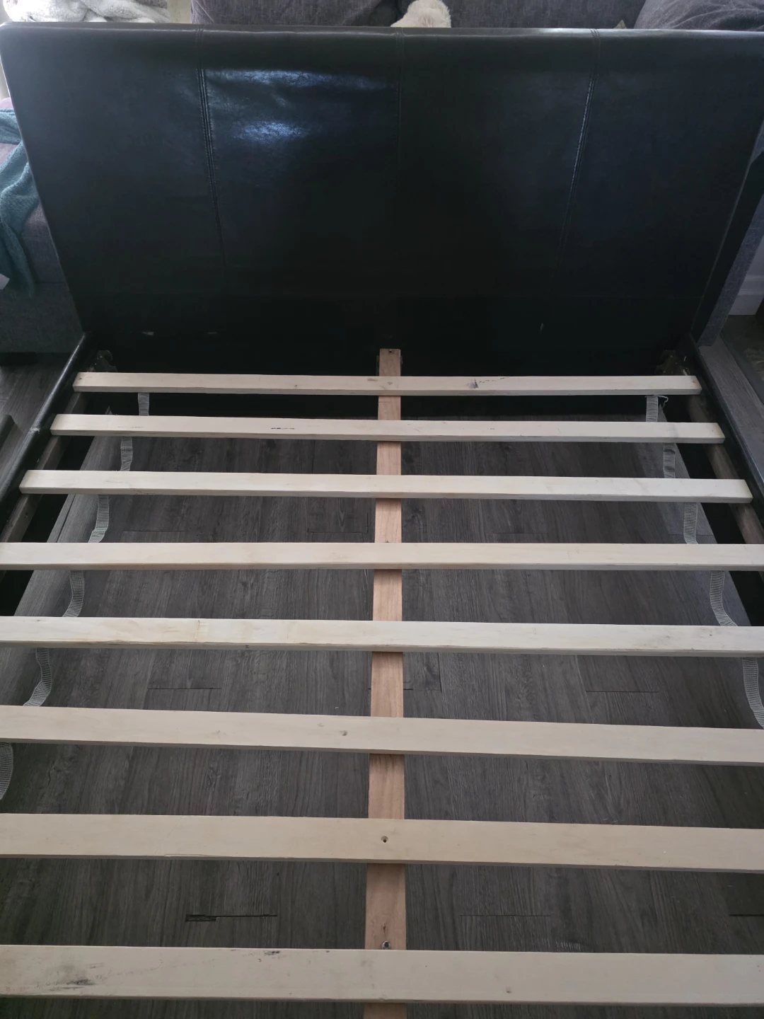 Black Faux Leather Bed Frame queen size - photo 2