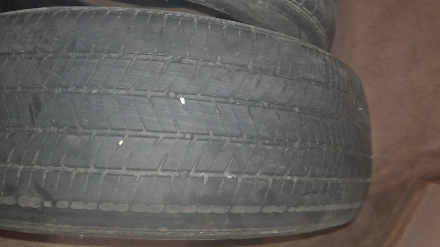 Tire Set - 4x All Season Tires - photo 4