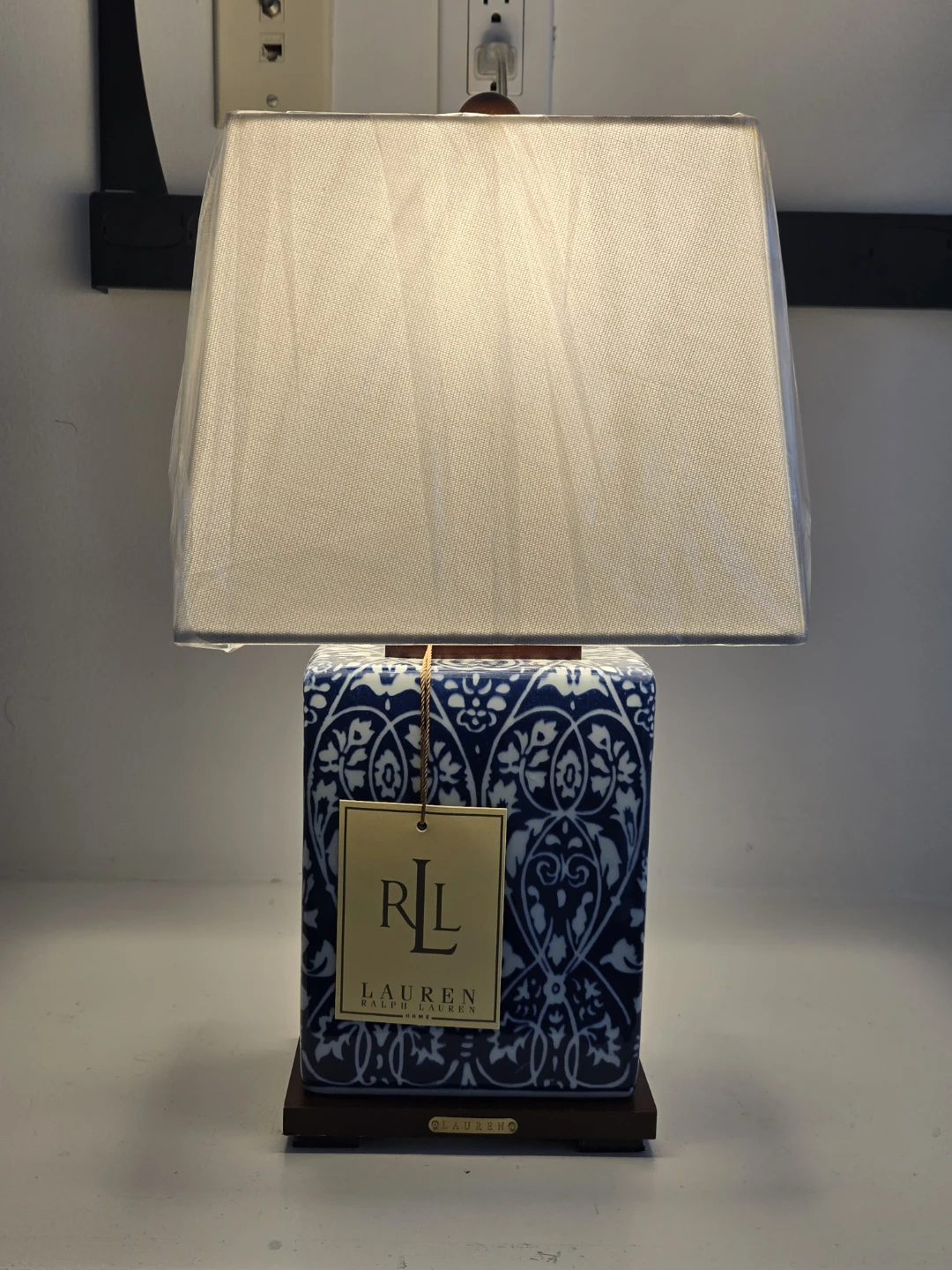 Ralph Lauren Table Lamps - Blue & White Ceramic Pair - photo 3