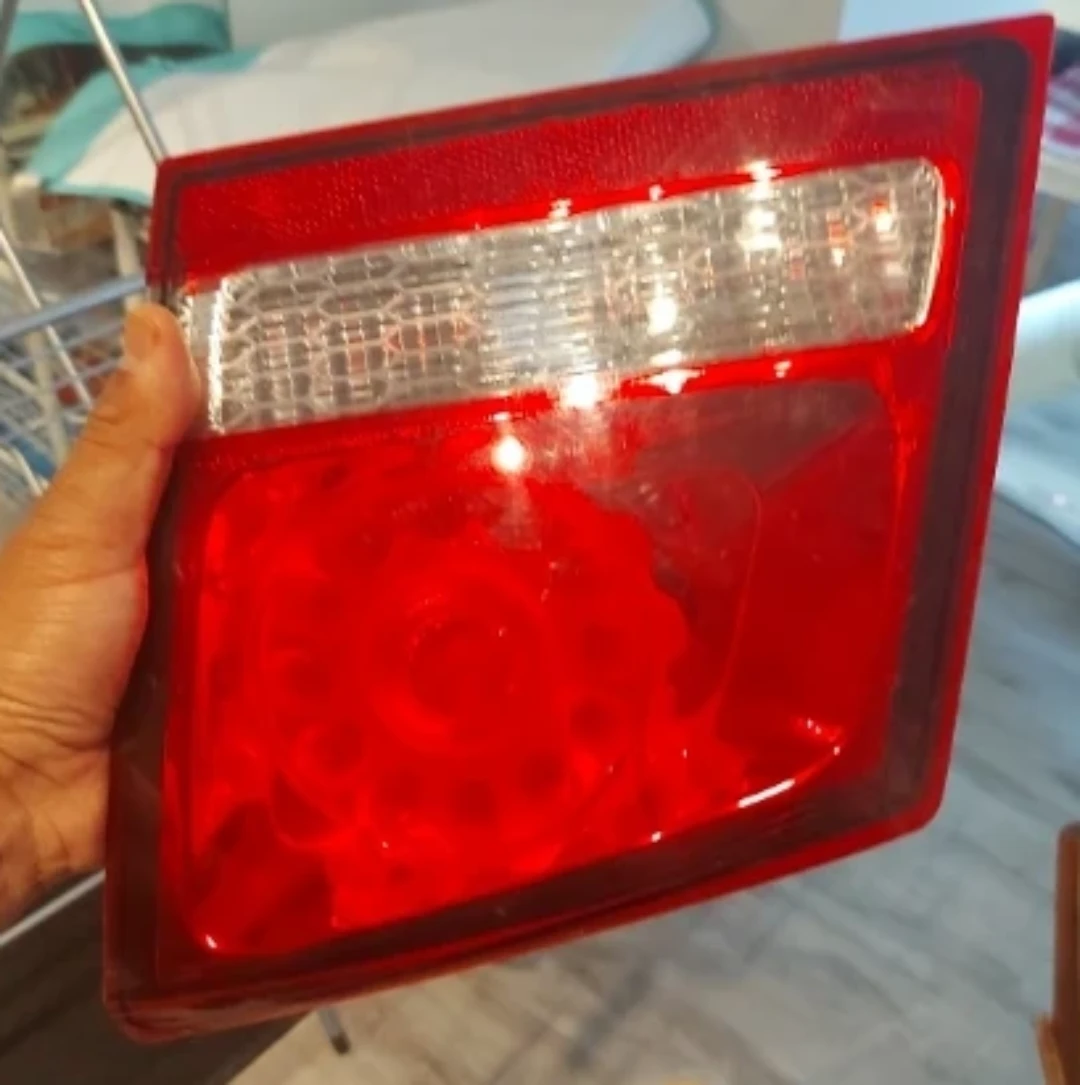 Mopar Tail Light Assembly 2015 - 2020 Dodge Journey CP - photo 2