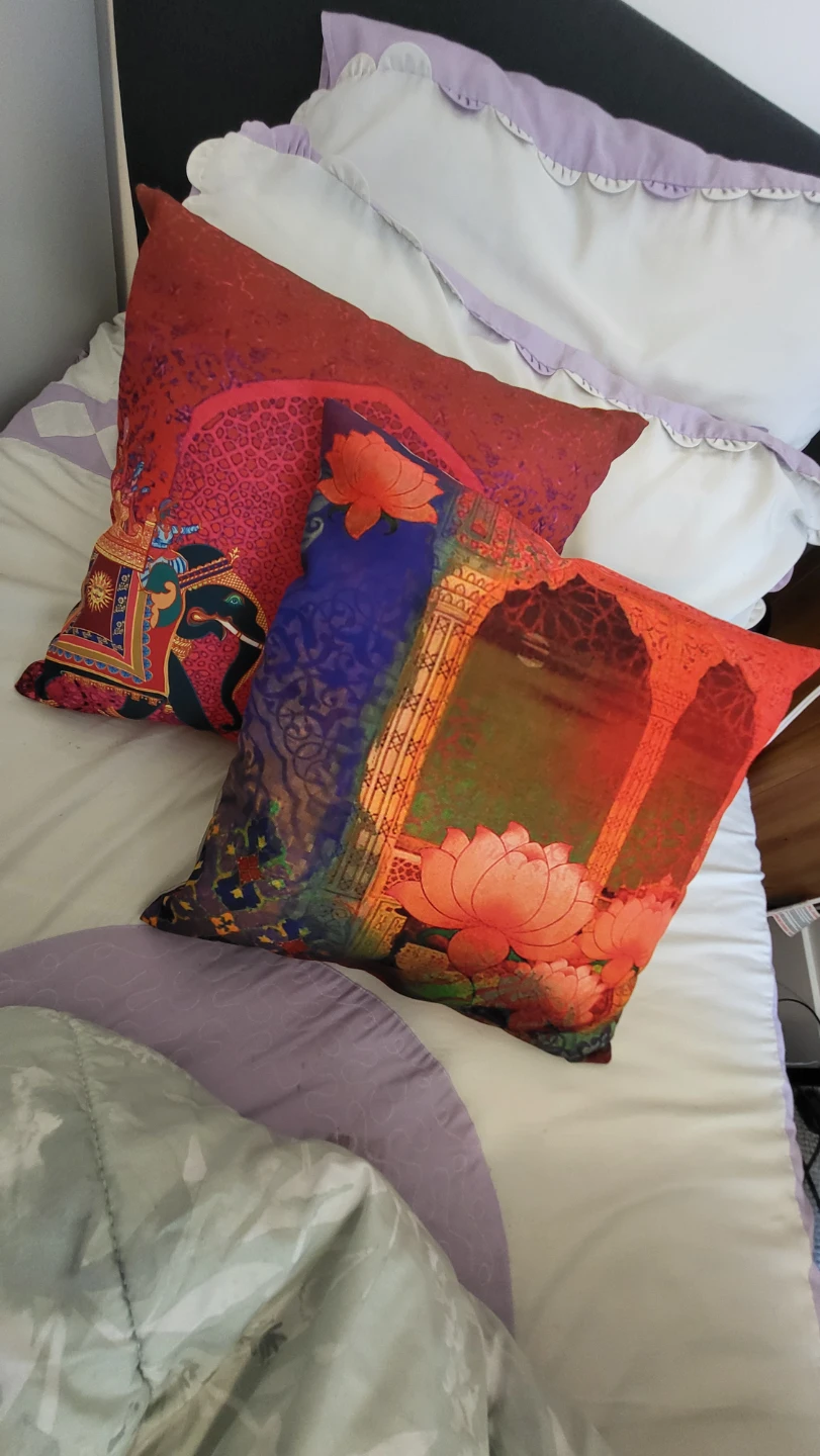 Decorative Throw Pillows - photo 2