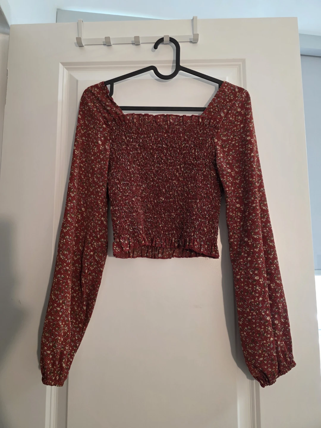 Red long sleeves blouse