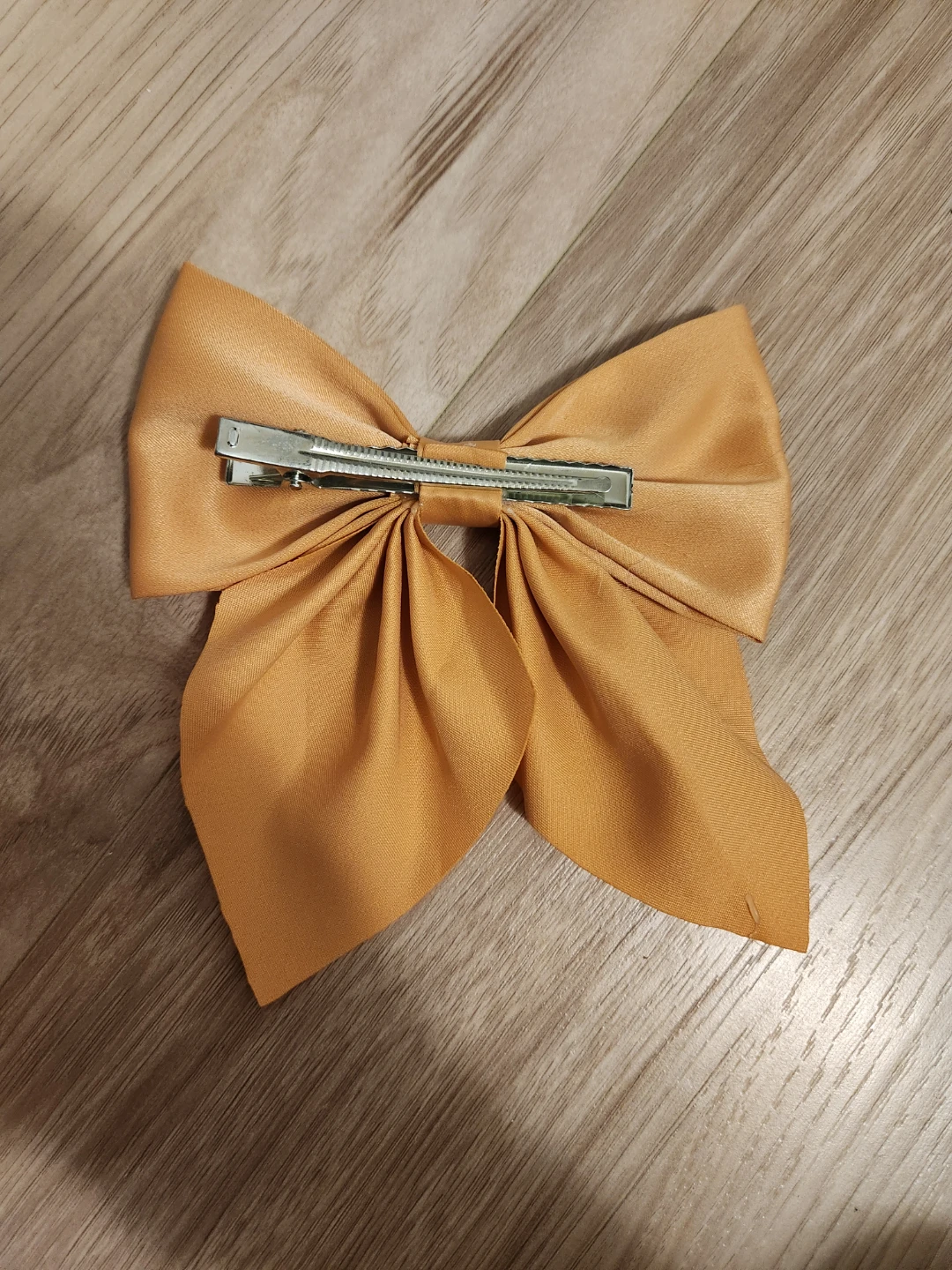 Gold Satin Bow Hair Clip ⚽ - photo 2