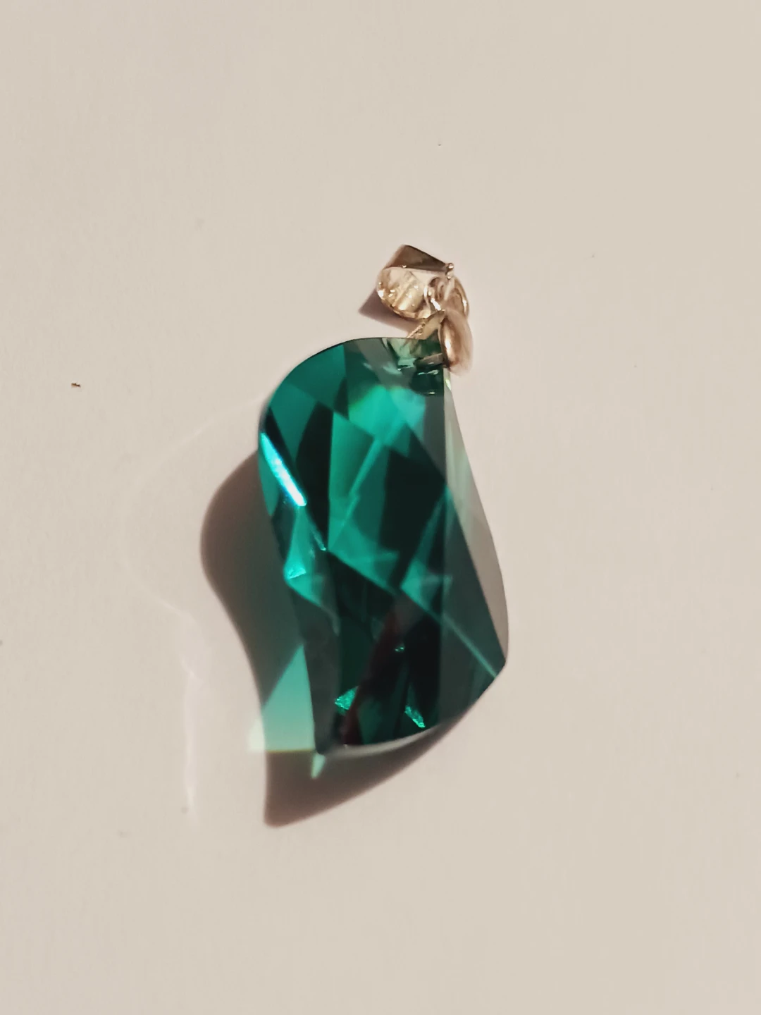 Emerald Green Crystal Pendant - photo 2