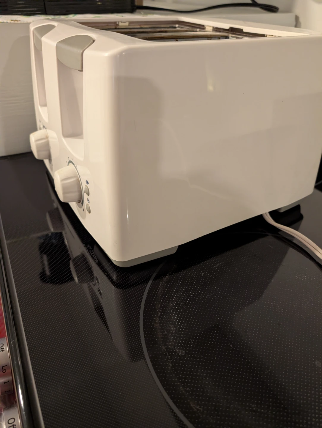 Black+Decker 4-Slice Toaster - photo 3