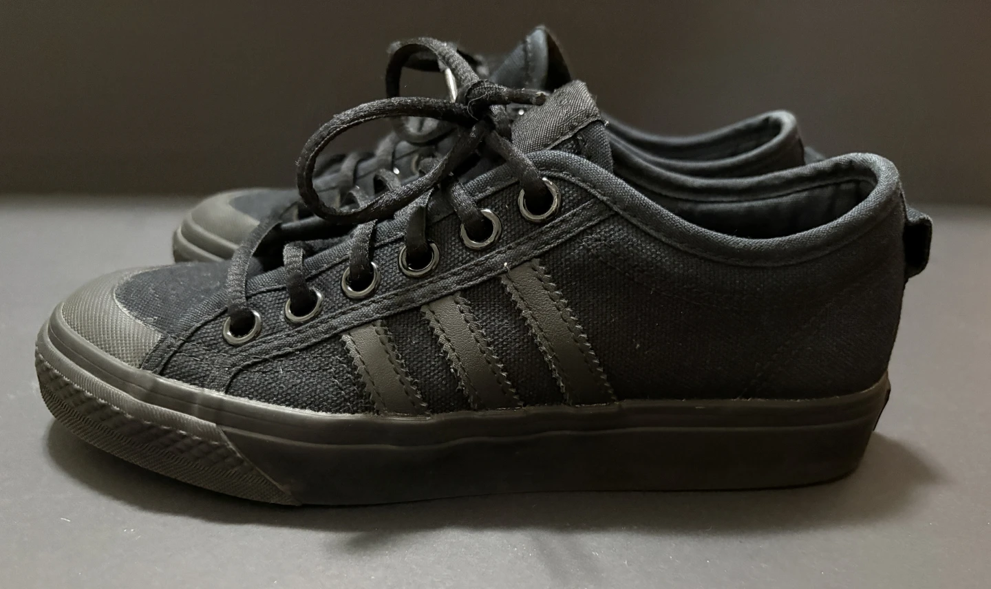 Adidas black sneakers Size5M - photo 3