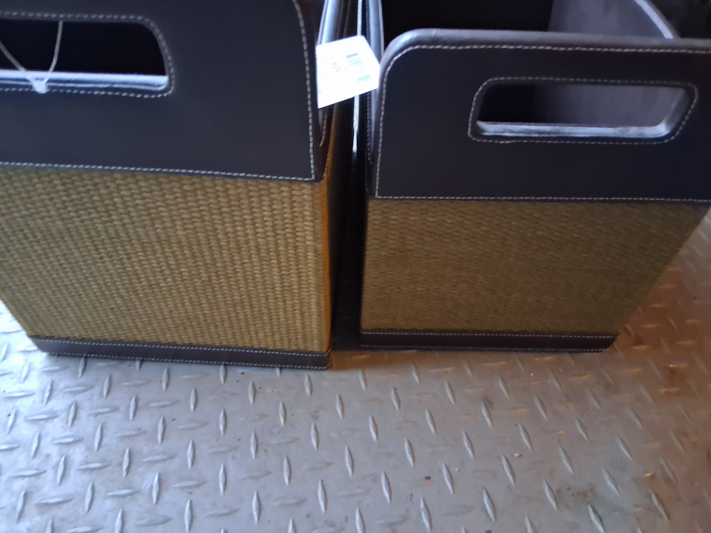 Set of 2 Brown Faux Leather Magazine Holders with Woven Sides - photo 5