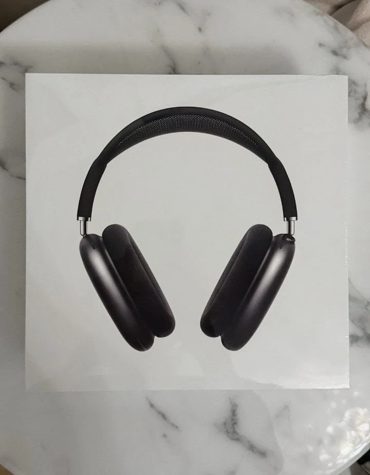 Max with Smart Case (Space Gray) - photo 2