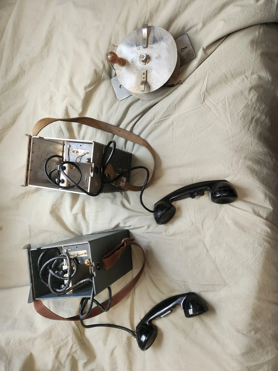 Antique WWII Military Telephones Model N9A Northern Electric Co - photo 3