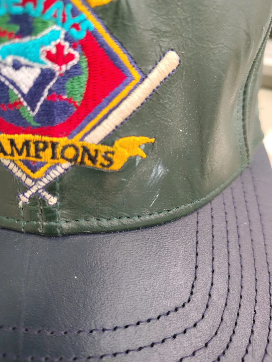 Toronto Blue Jays World Series 1992 Champions Hat - photo 3