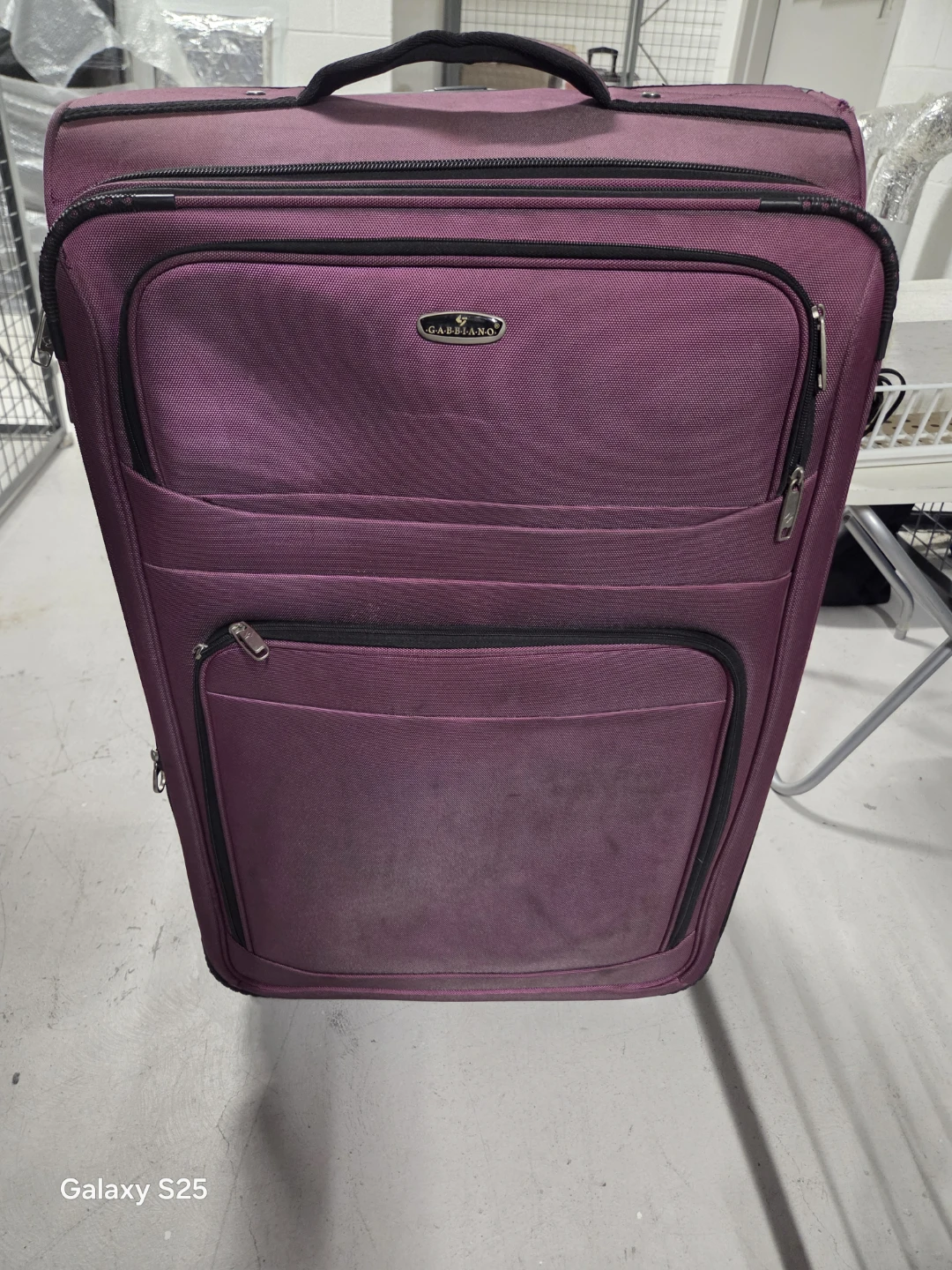 Gabbiano Purple Rolling Suitcase