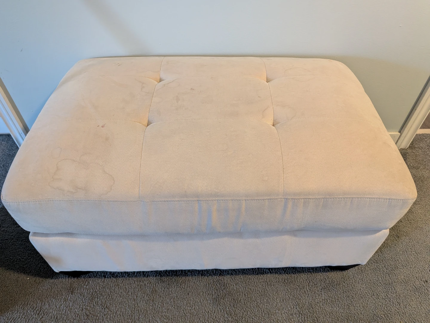 Cream Suede Tufted Ottoman and Ottoman chair (2 pieces) - photo 4