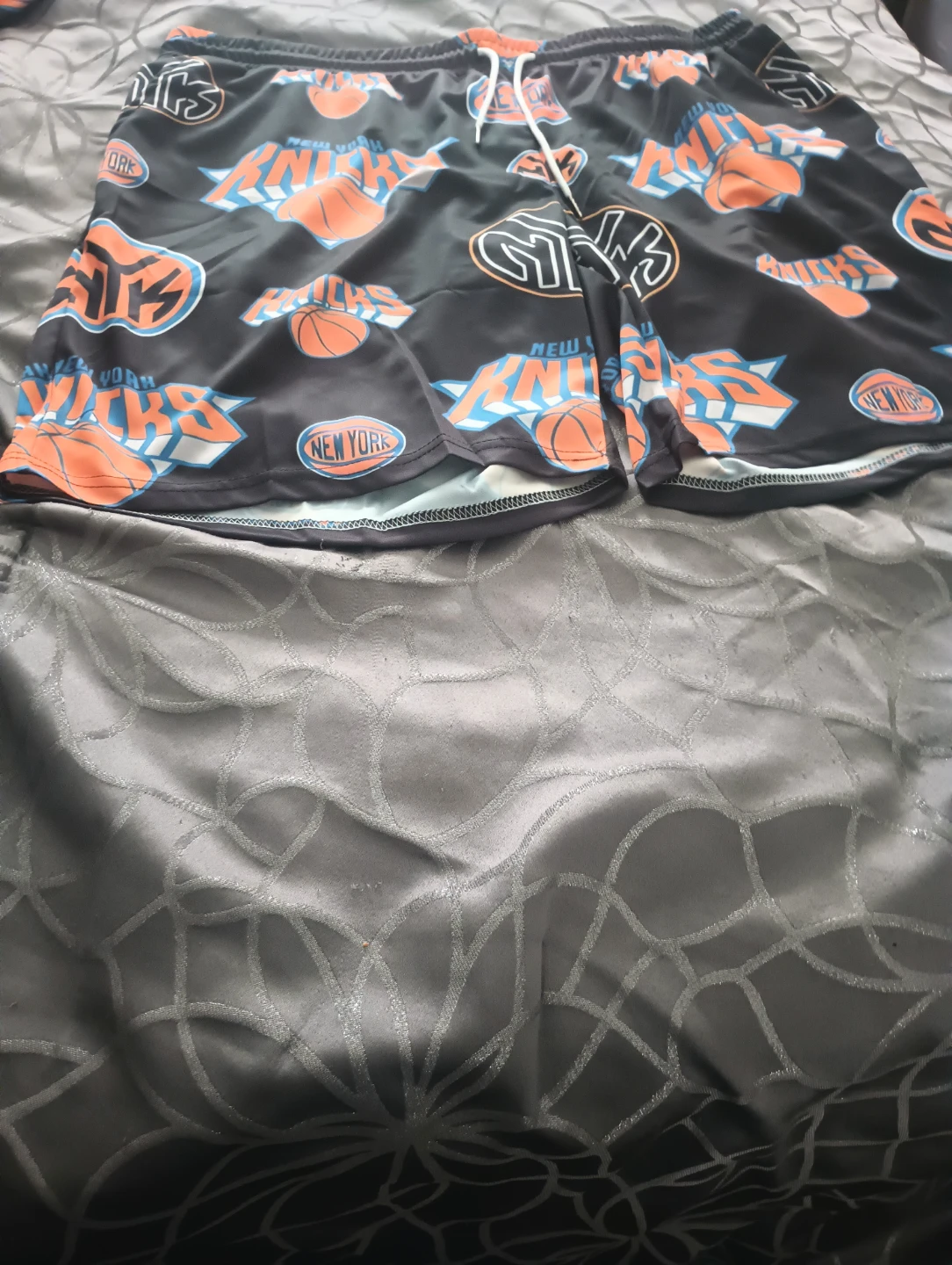 New York Knicks Basketball Shorts and T-Shirt Set - photo 4
