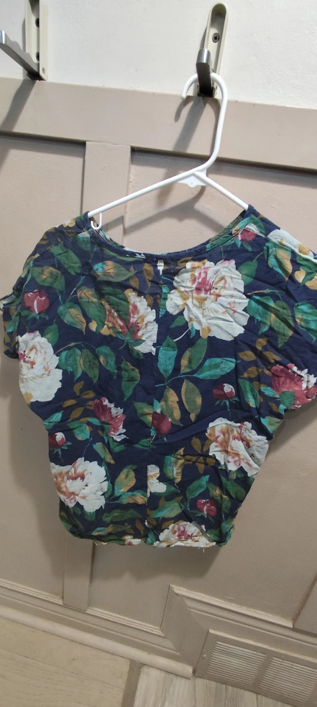 Summer tops medium size - photo 2