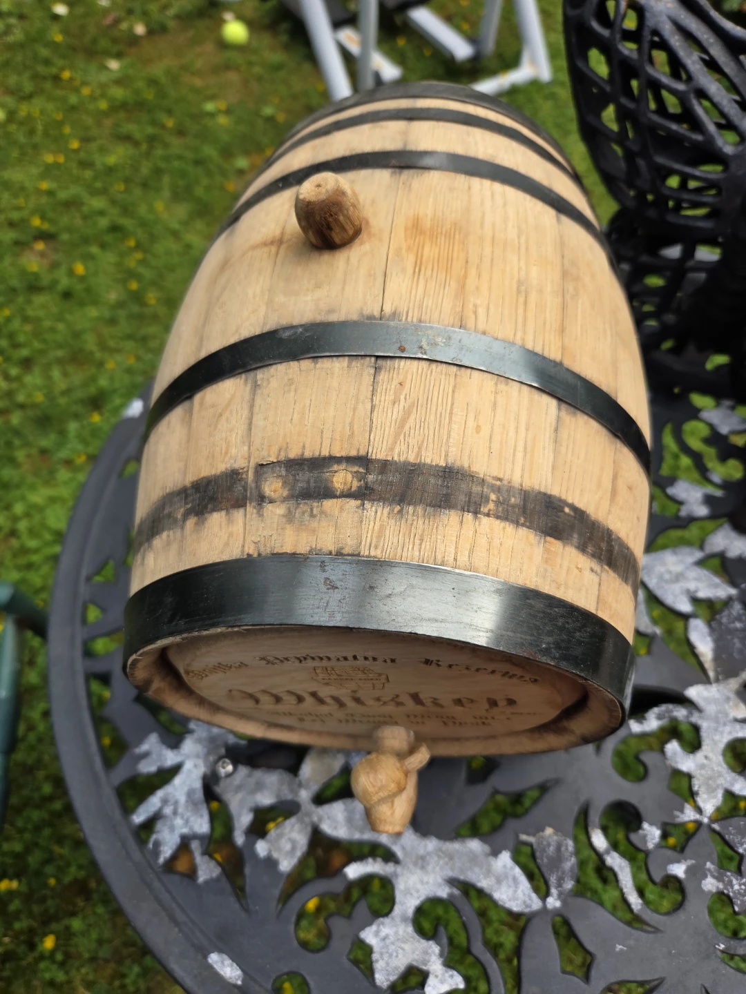 Wooden Barrel Aged Whiskey Decorative Oak Keg with Tap