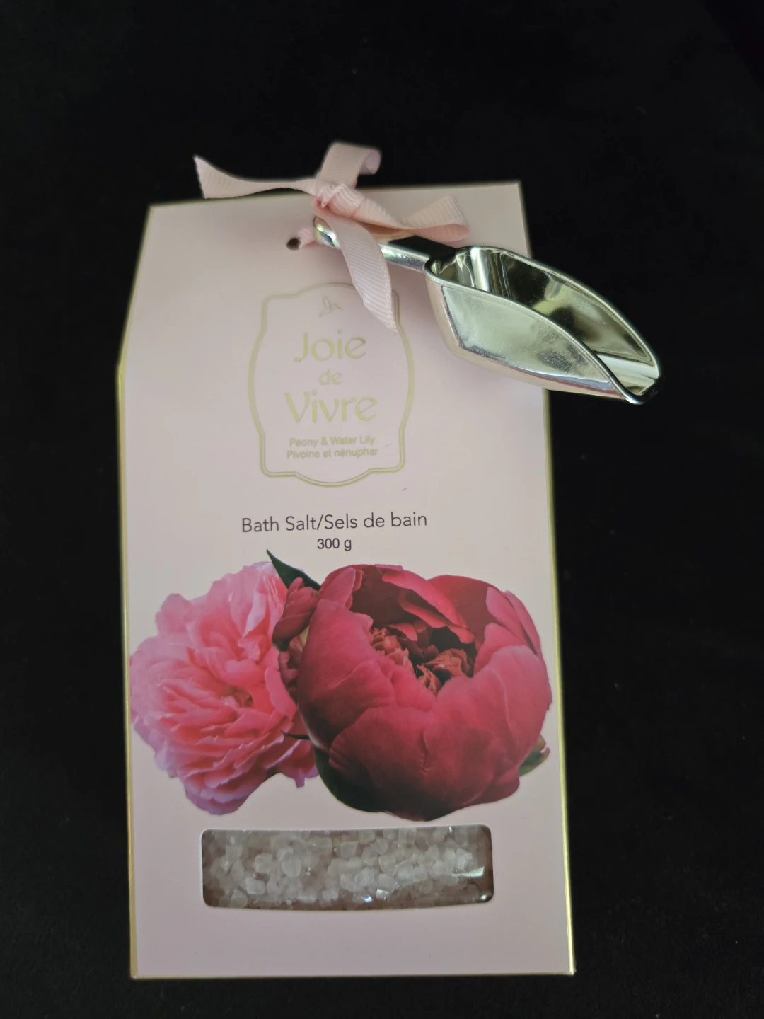 NEW. Joie de Vivre Peony & Water Lily Bath Salt