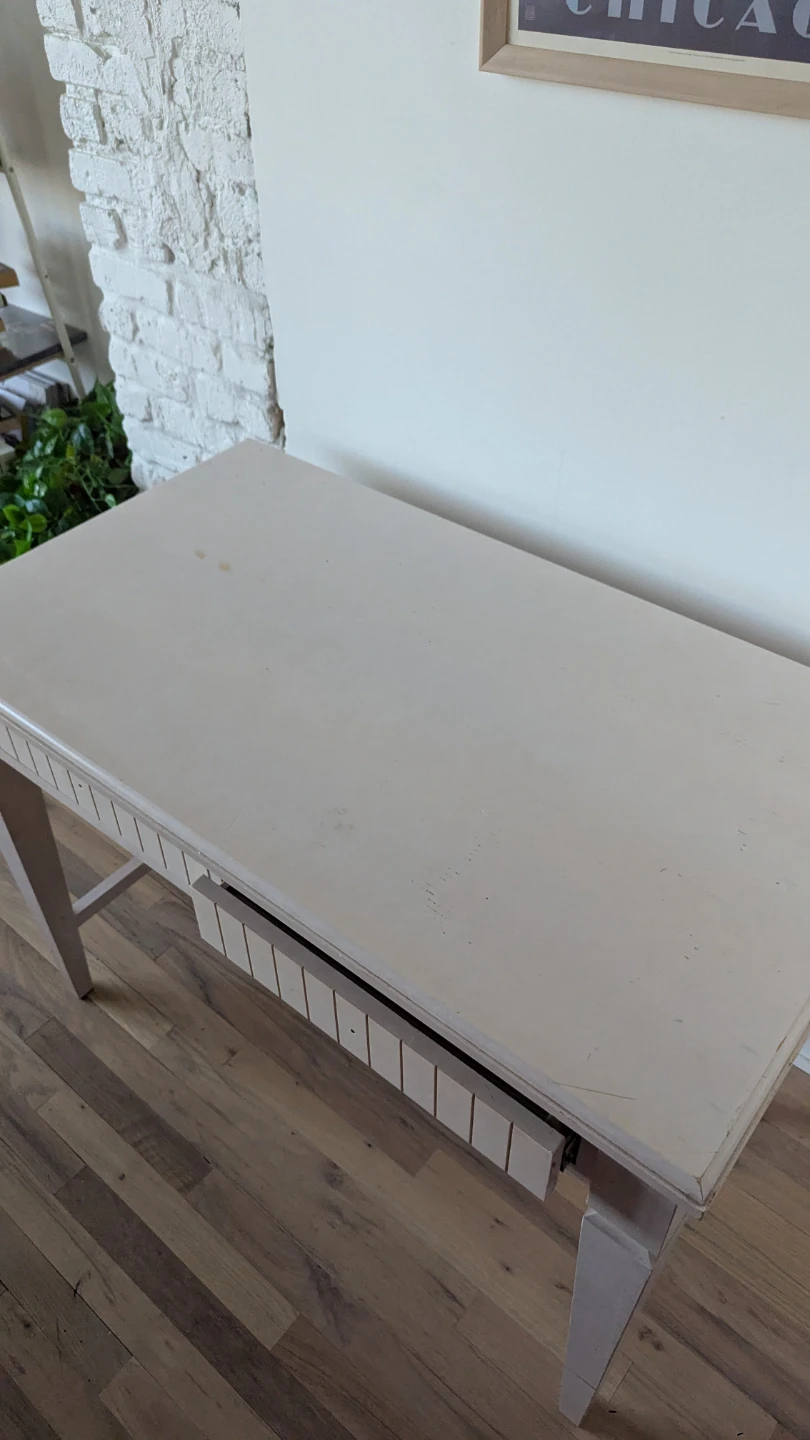 Light pink desk/tv stand - photo 4