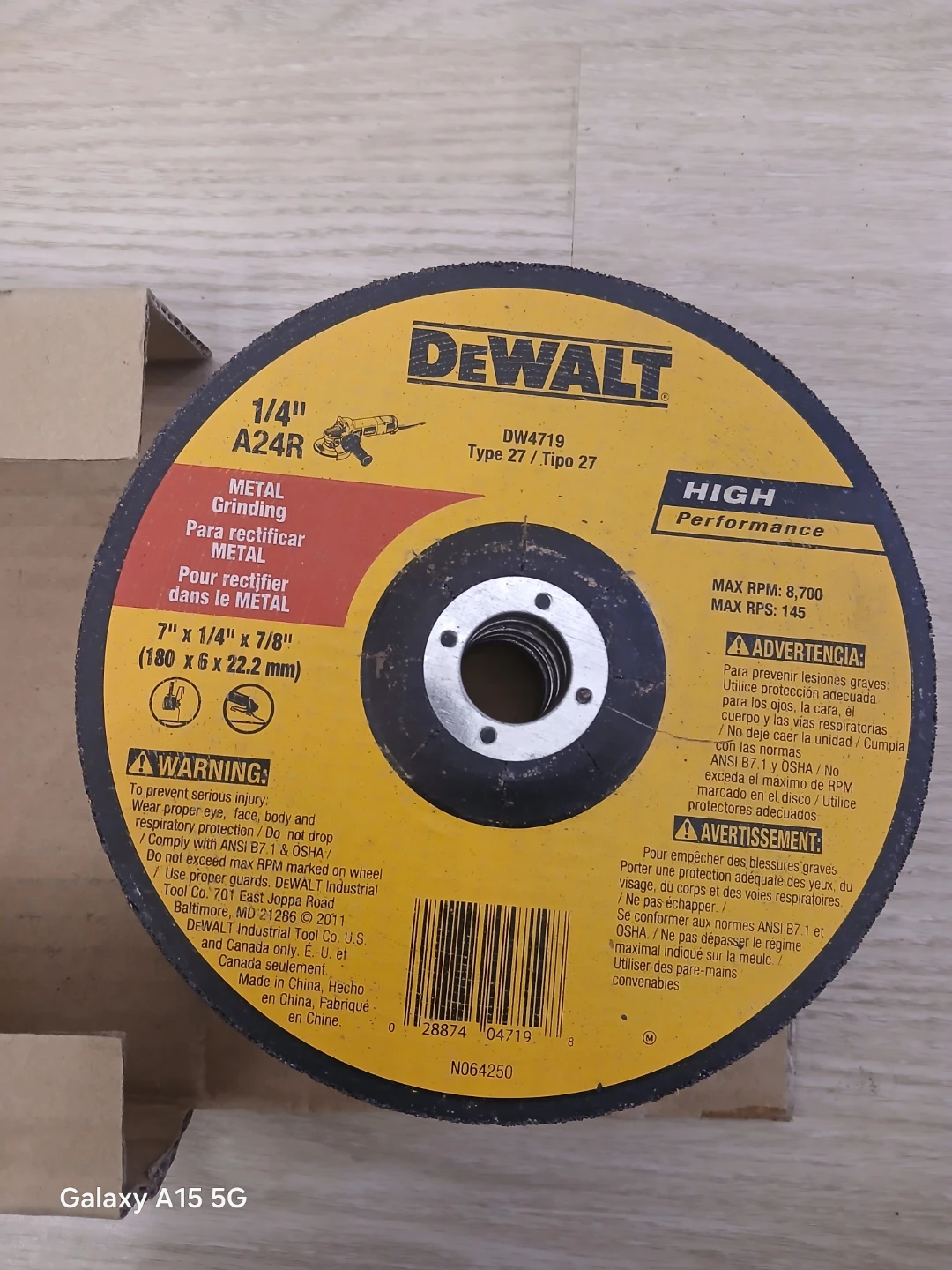 DeWalt DW4719 Metal Grinding Disc 7" x 1/4" x 7/8"